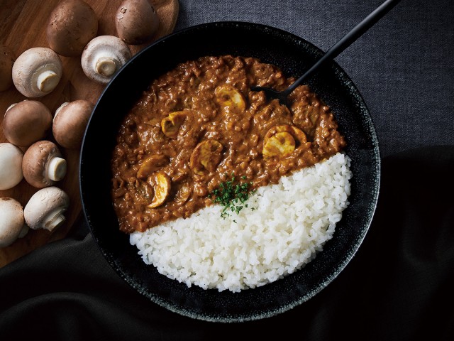 北海道産マッシュルームと牛挽き肉のキーマカレー