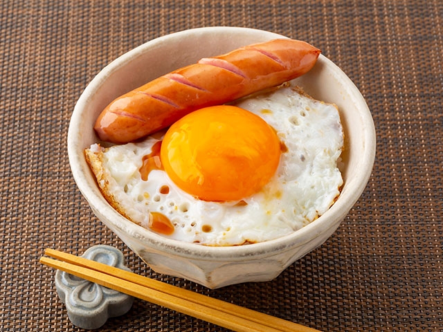 目玉焼きご飯